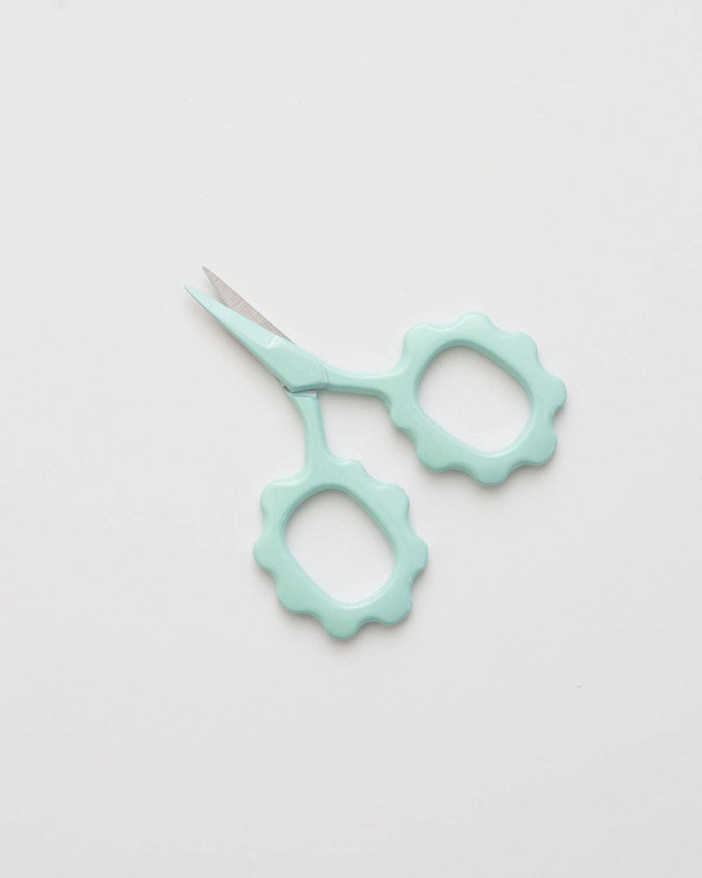 Mint Scallop Handle Embroidery Scissors