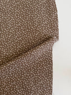 Leo & Savannah Criss Cross Taupe
