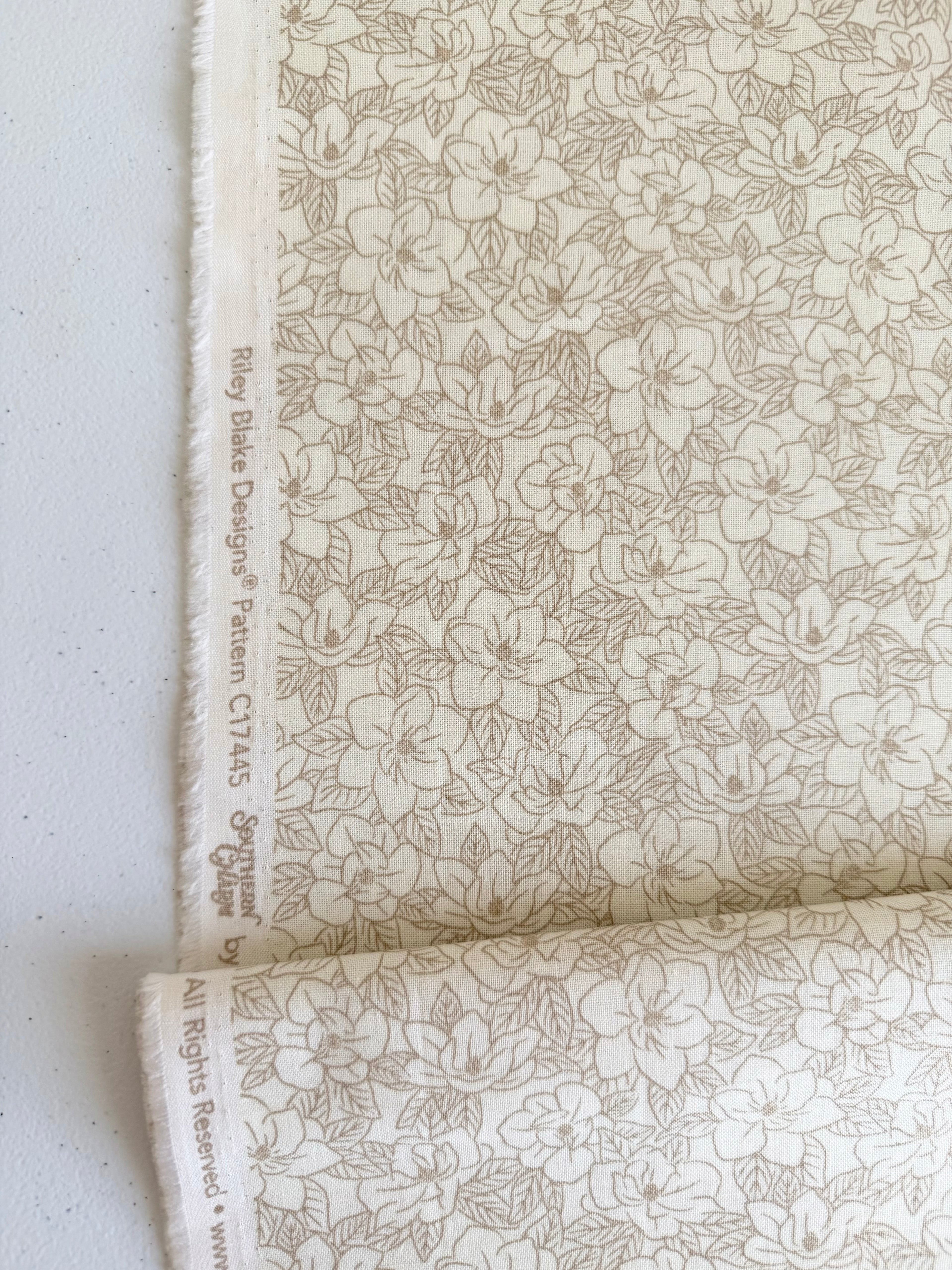 Southern Charm Magnolia Tonal Cloud