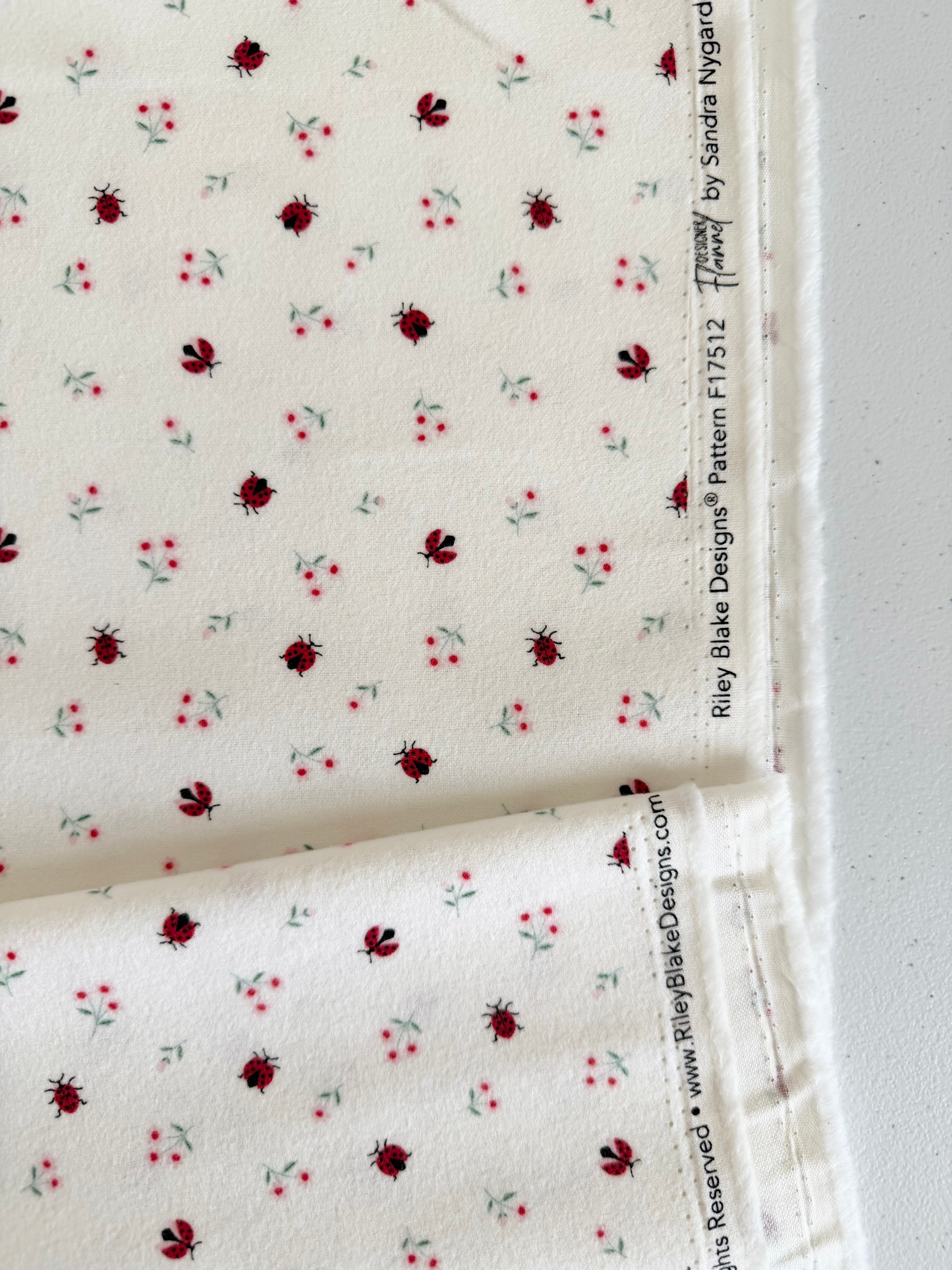Flannel Meadow Moments Ladybugs Cream