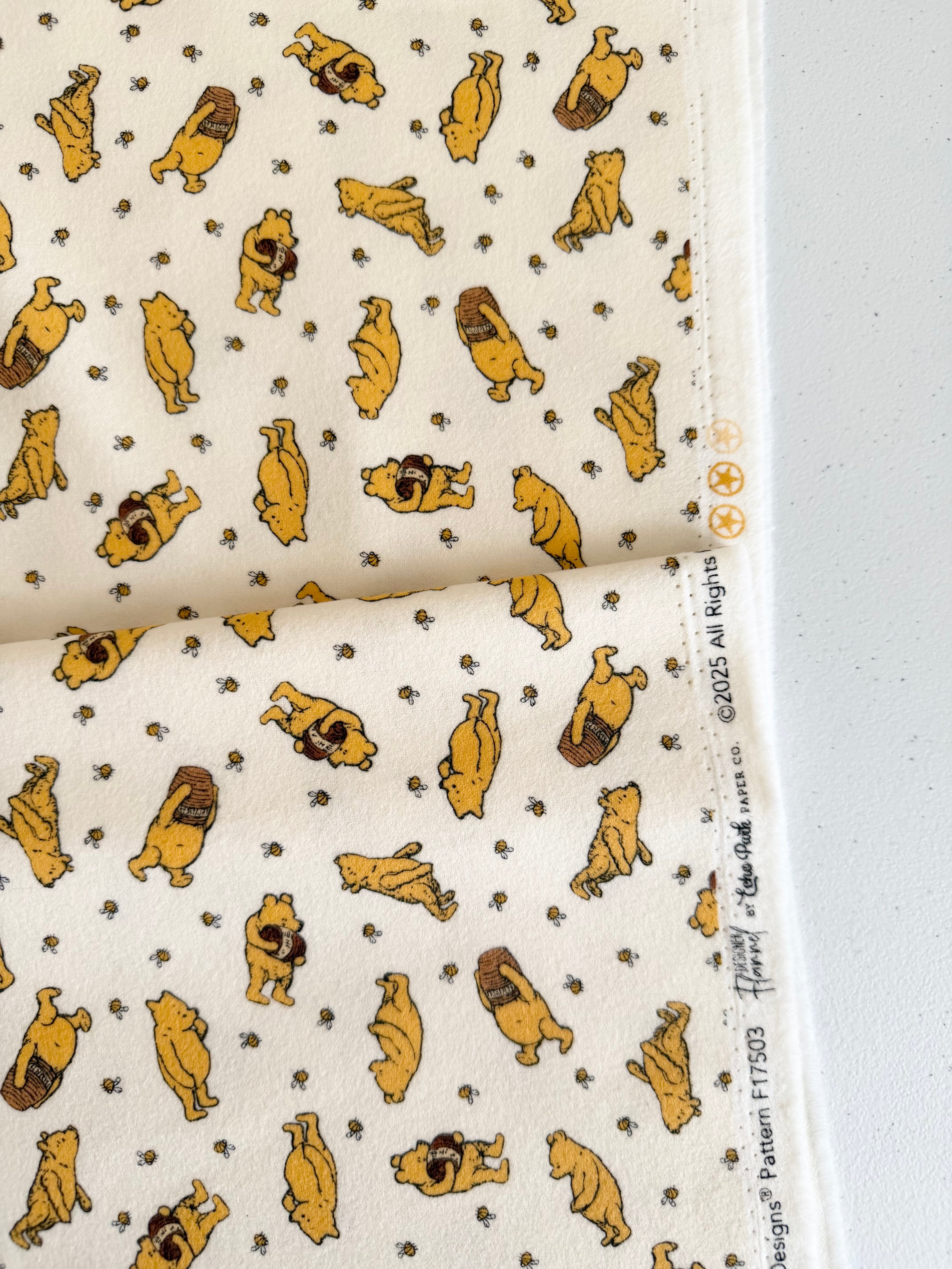 Flannel Winnie the Pooh Toss Cream