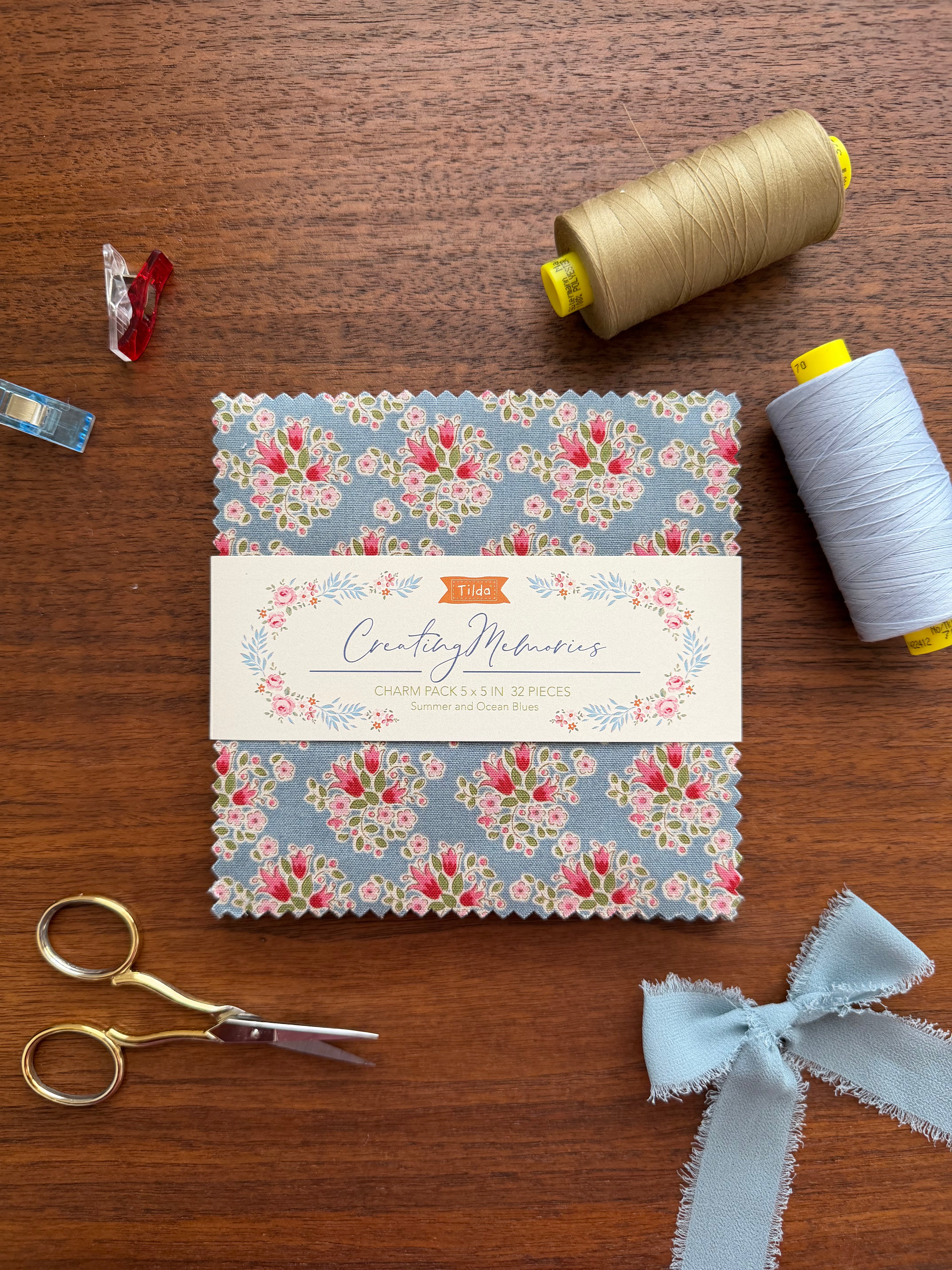 Creating Memories Charm Pack 5in 32pc Summer